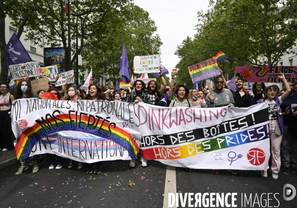 Marche des fiertés 2021 à Paris. Pride March 2021 in Paris.