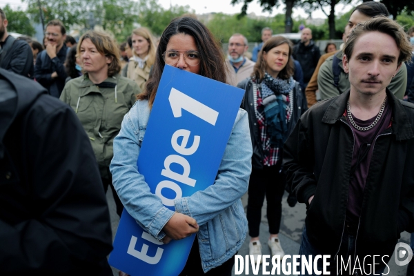 Rassemblement à l appel de l intersyndicale et de la société des rédacteurs d Europe 1