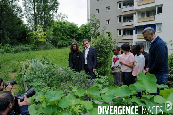 Eric Piolle en campagne pour la presidentielle 2022