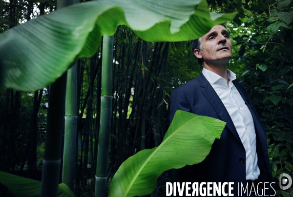 Eric Piolle en campagne pour la presidentielle 2022