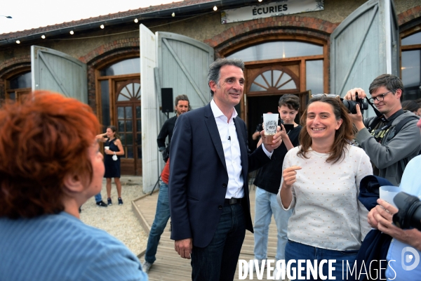 Eric Piolle en campagne pour la presidentielle 2022
