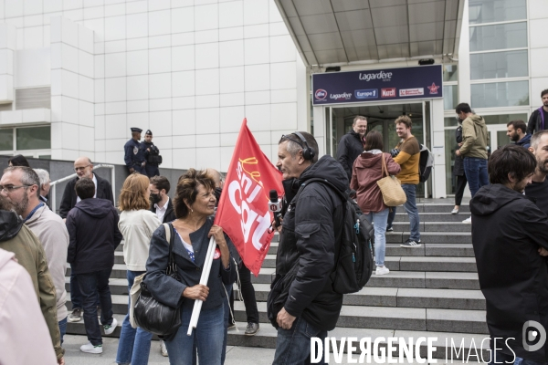 Manifestation devant Europe 1