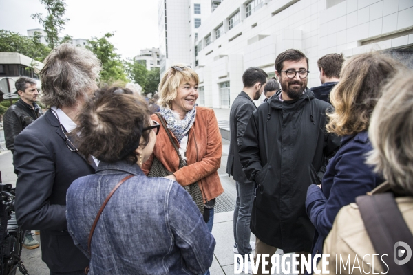 Manifestation devant Europe 1