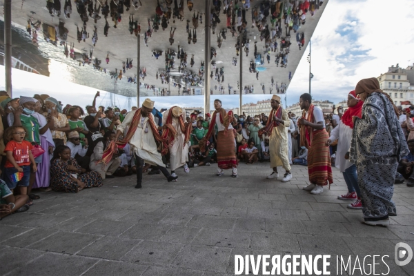 Clôture de la fête d Indépendance des Comores à Marseille