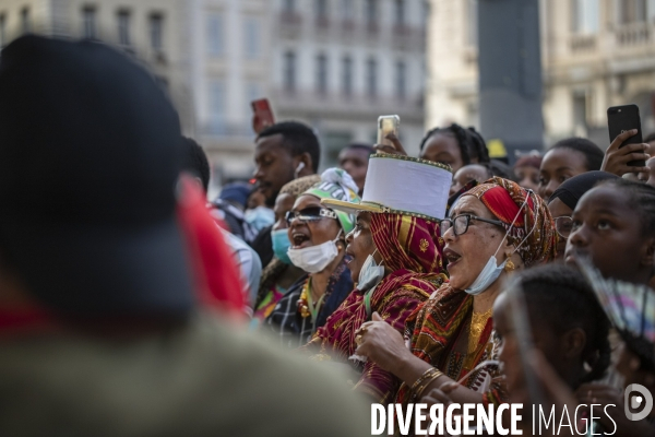 Clôture de la fête d Indépendance des Comores à Marseille