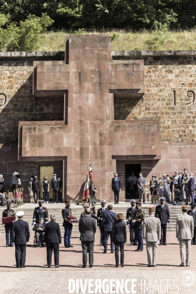 Cérémonie anniversaire de l Appel du 18 juin 1940.