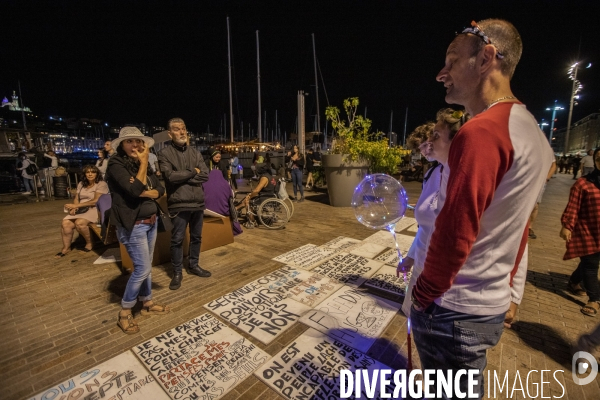 Fête nationale 2021 à Marseille, en soirée.