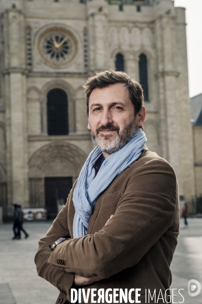 Portrait Julien de Saint Jores, directeur de Suivez la fleche