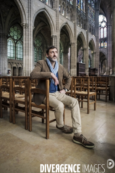 Portrait Julien de Saint Jores, directeur de Suivez la fleche