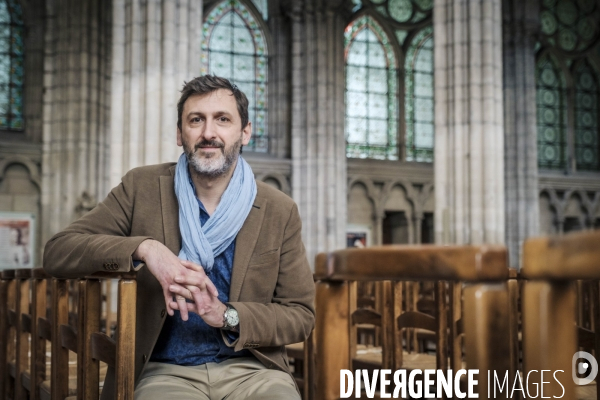 Portrait Julien de Saint Jores, directeur de Suivez la fleche