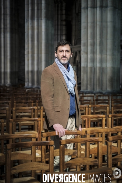 Portrait Julien de Saint Jores, directeur de Suivez la fleche