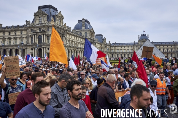 Manifestation contre le passe sanitaire à Paris