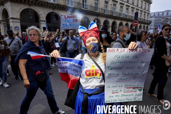 Manifestation contre le passe sanitaire à Paris