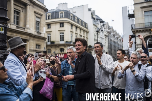 Manifestation a paris contre le pass sanitaire.