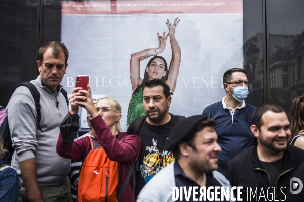 Manifestation a paris contre le pass sanitaire.