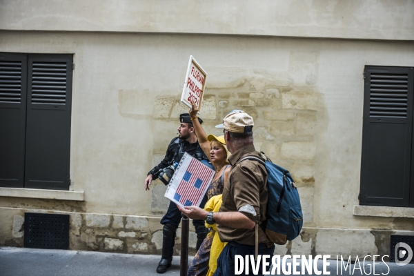 Manifestation a paris contre le pass sanitaire.