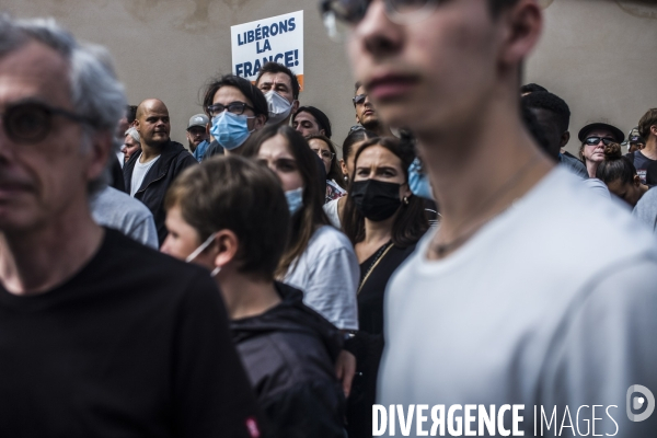 Manifestation a paris contre le pass sanitaire.