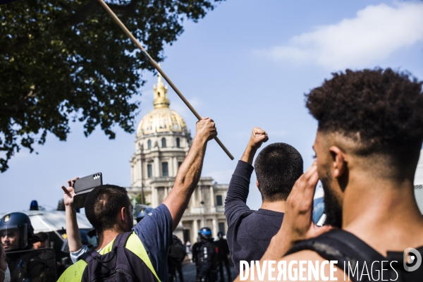 Manifestation a paris contre le pass sanitaire.