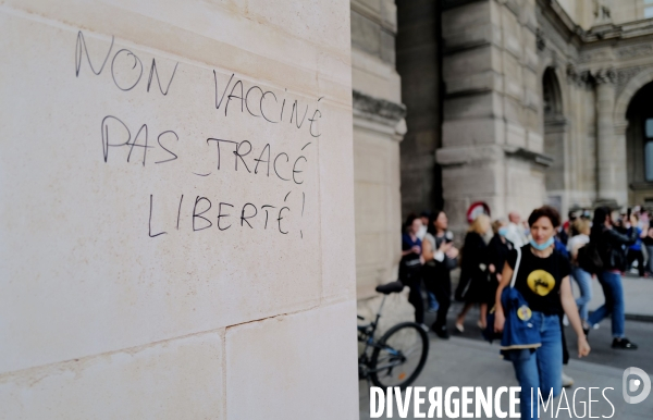 Manifestation contre le passe sanitaire à Paris