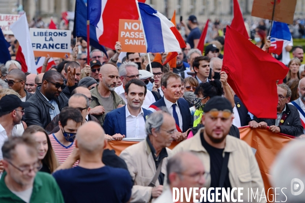 Manifestation contre le passe sanitaire à Paris