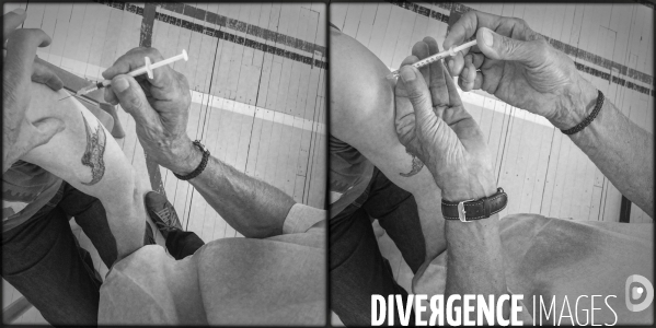 Injection de la Deuxième Dose du Vaccin Pfizer