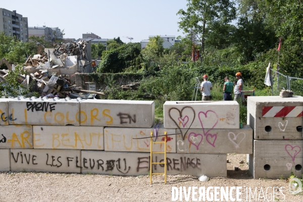 Deuxième évacuation jardins de l engrenage