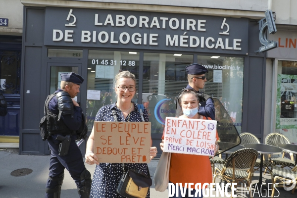 Manifestation contre le pass sanitaire a paris