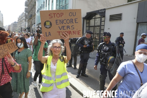 Manifestation contre le pass sanitaire a paris