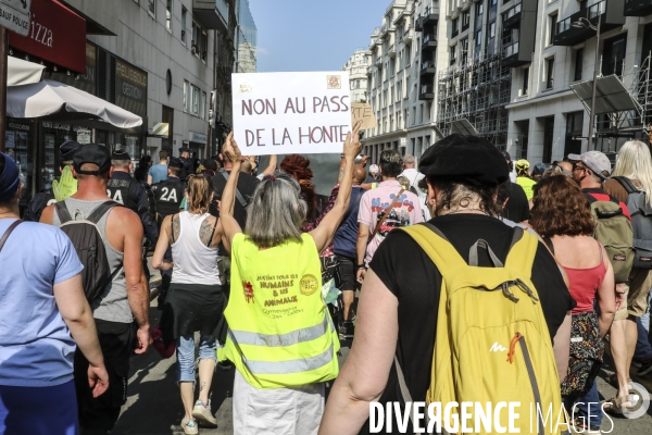 Manifestation contre le pass sanitaire a paris