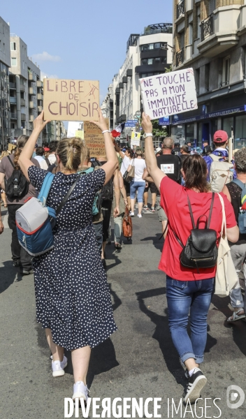 Manifestation contre le pass sanitaire a paris