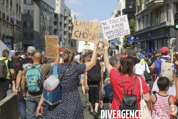 Manifestation contre le pass sanitaire a paris