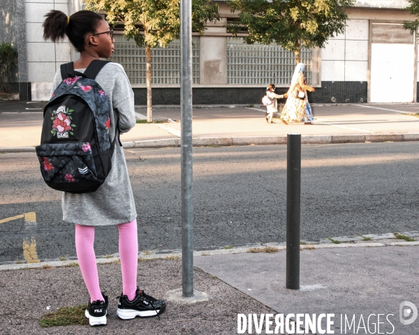 Rentrée des classes dans les rues de Tours, septembre 2019