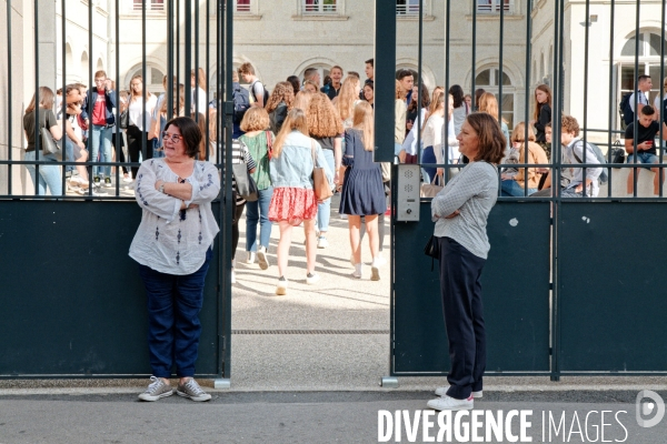 Rentrée des classes dans les rues de Tours, septembre 2019