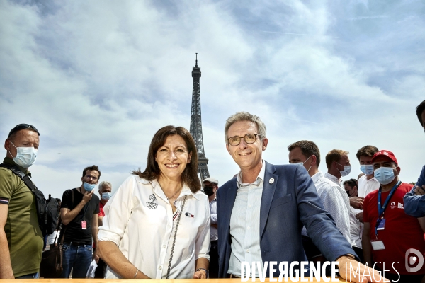 Anne Hidalgo au  Fan Village  des JO de Trocadero