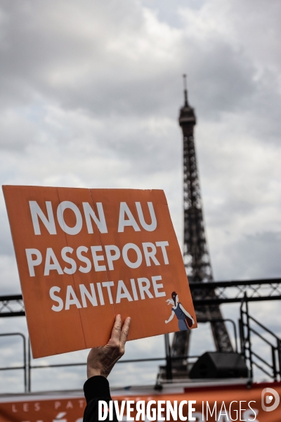 Paris - rassemblement contre le pass sanitaire