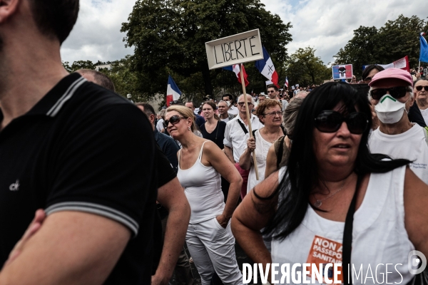 Paris - rassemblement contre le pass sanitaire