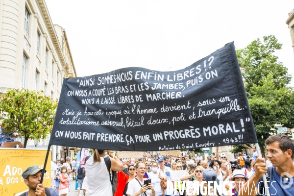 Avignon manifestation contre le passe sanitaire