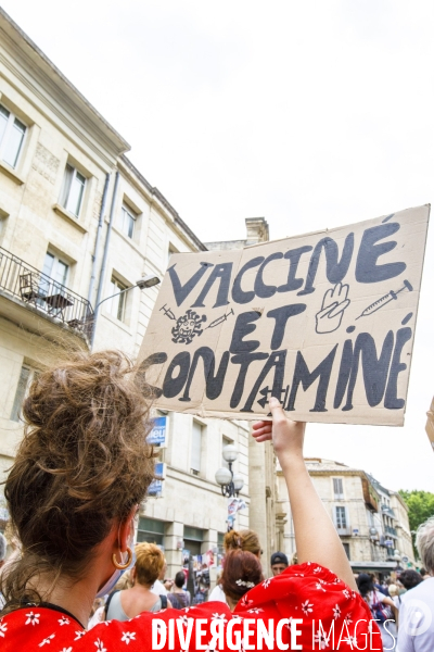 Avignon manifestation contre le passe sanitaire