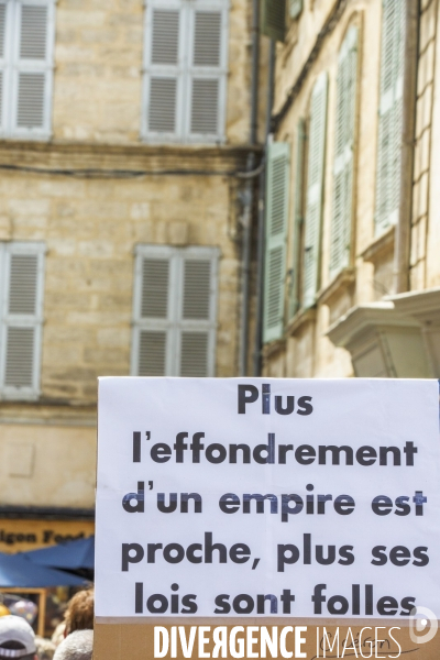 Avignon manifestation contre le passe sanitaire