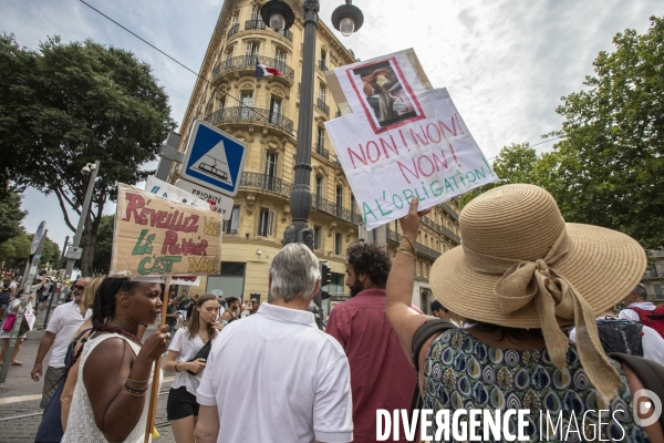 Manifestation contre le pass sanitaire à Marseille