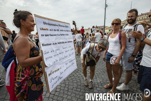 Manifestation contre le pass sanitaire à Marseille