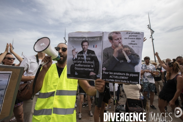 Manifestation contre le pass sanitaire à Marseille