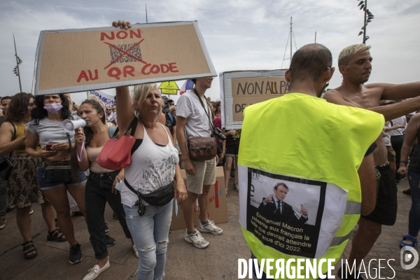 Manifestation contre le pass sanitaire à Marseille