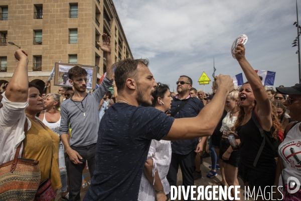 Manifestation contre le pass sanitaire à Marseille