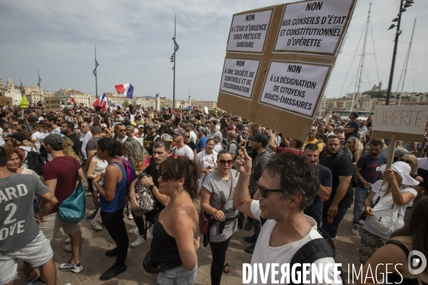 Manifestation contre le pass sanitaire à Marseille