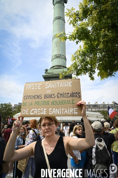 Manifestation contre le projet de passe sanitaire, à Paris le 24 juillet 2021. Demonstration against sanitary pass.