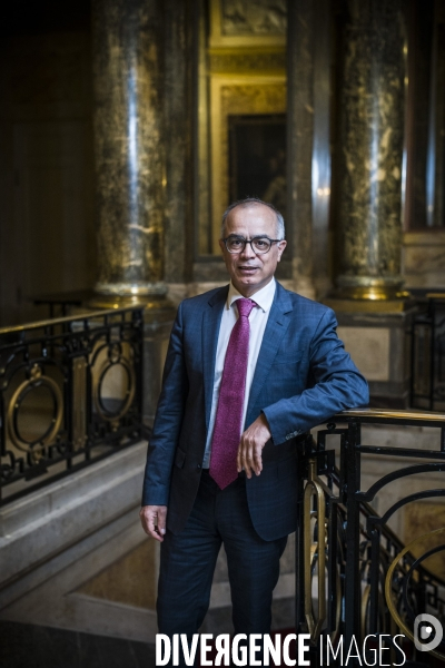 Portrait de l ambassadeur du maroc en france, chakib benmoussa.