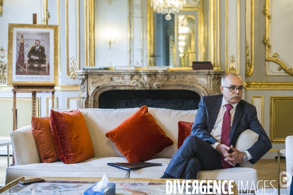 Portrait de l ambassadeur du maroc en france, chakib benmoussa.