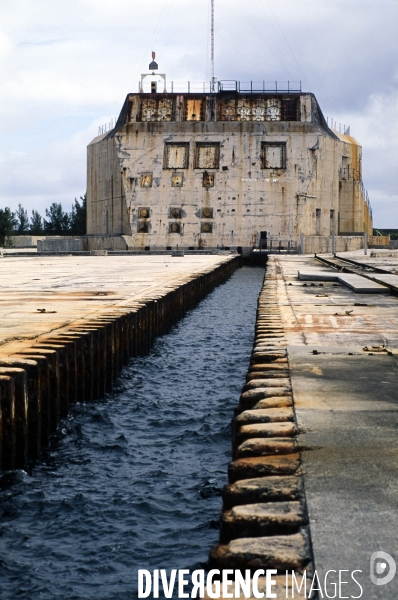 MURUROA : Centre d  Expérimentations du Pacifique