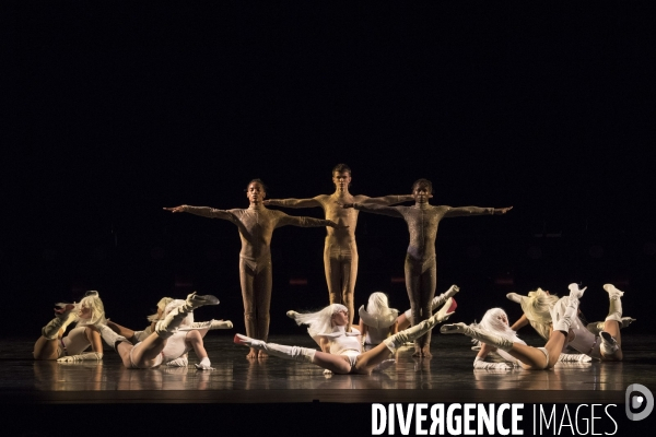 MOOD de Lasseindra Ninja - Ballet national de Marseille